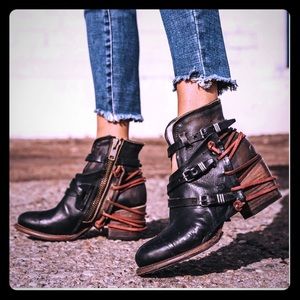 Freebird by Steven CRUE in Black Multi